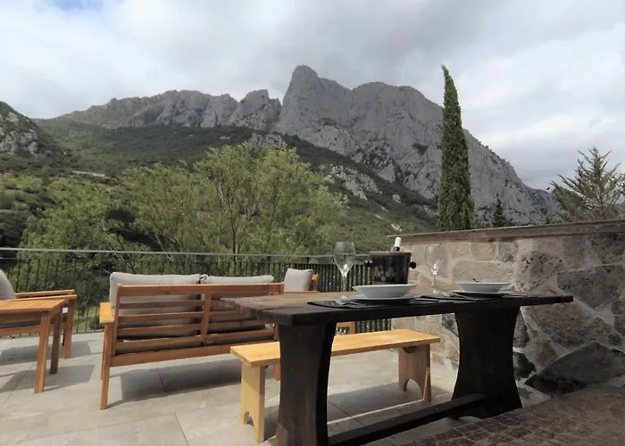 El Chalet De La Poza - Rio, Barbacoa, Wifi, Zona De Trabajo, Vistas.